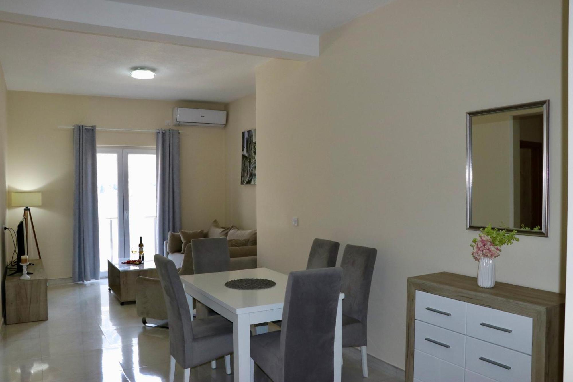 Apartments Seaview Estate Radovic Kotor Rum bild