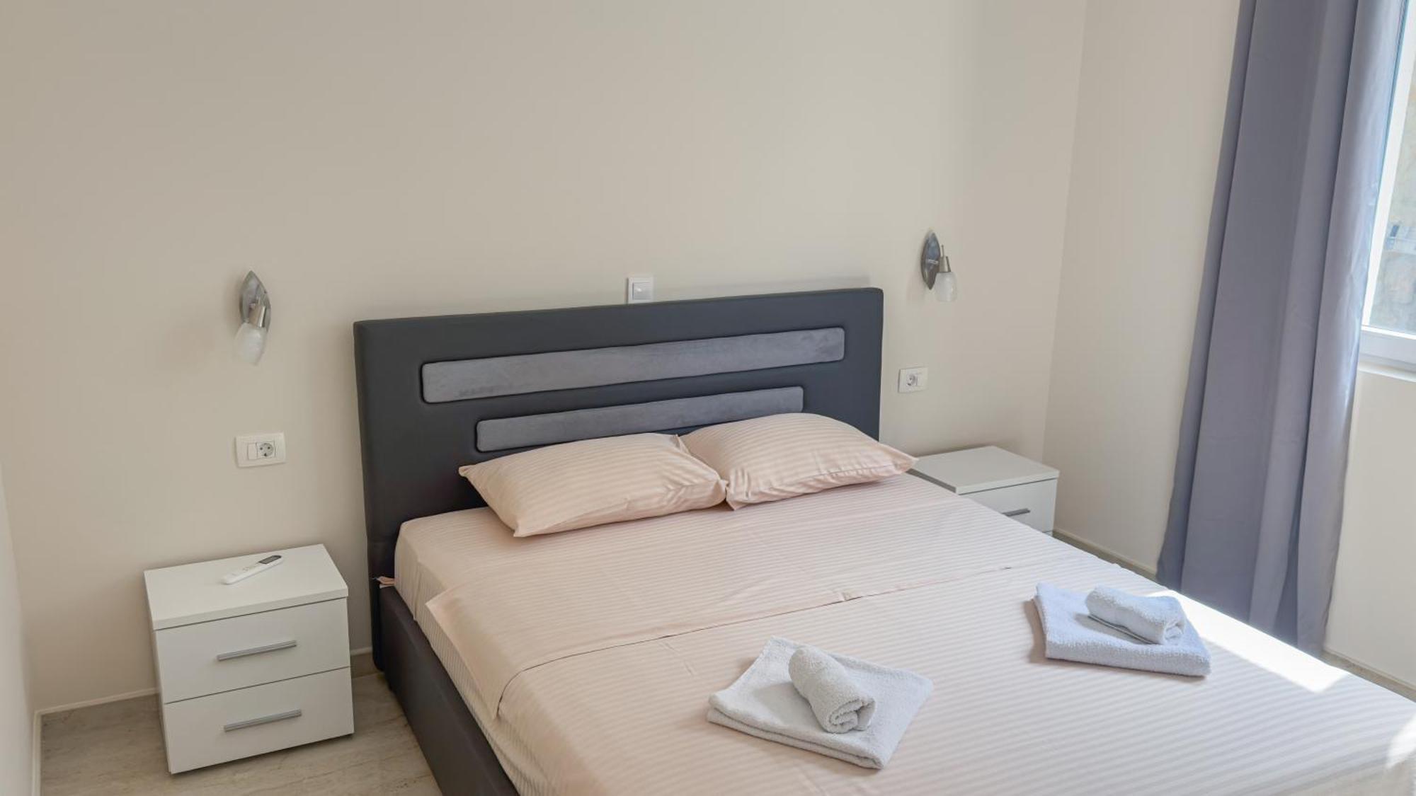 Apartments Seaview Estate Radovic Kotor Rum bild